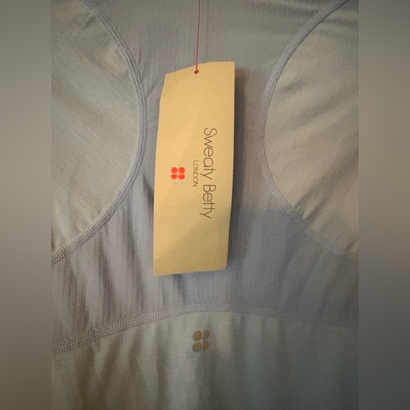 NWT SWEATY BETTY Breathe Easy Long
Sleeve Top, size L - Picture 4 of 10